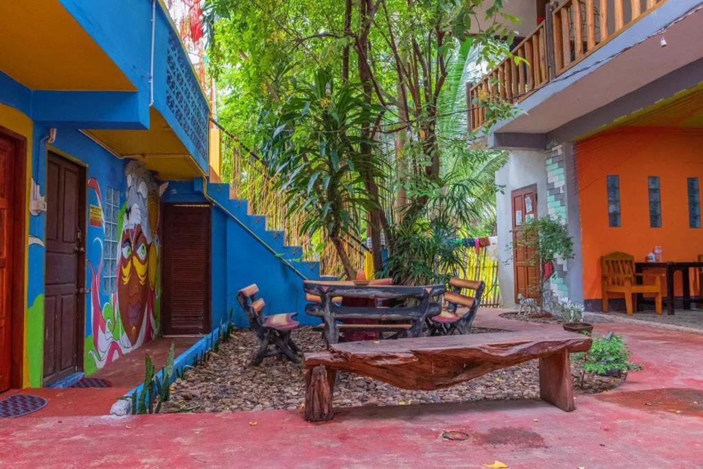 Hostel Happy House Backpackers Pai Exterior foto
